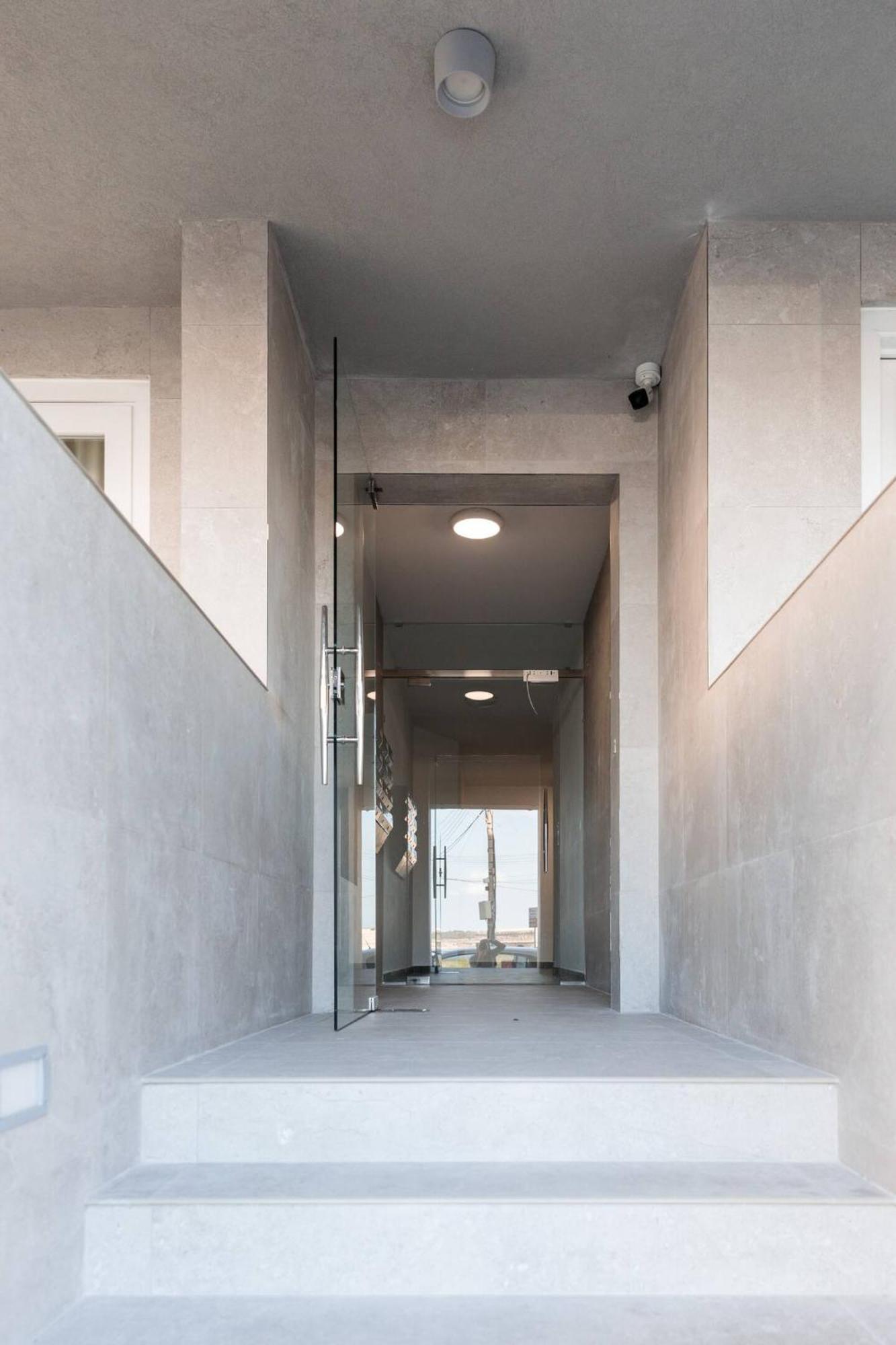 9Ten11 Seafront By Homely Mellieha Bagian luar foto