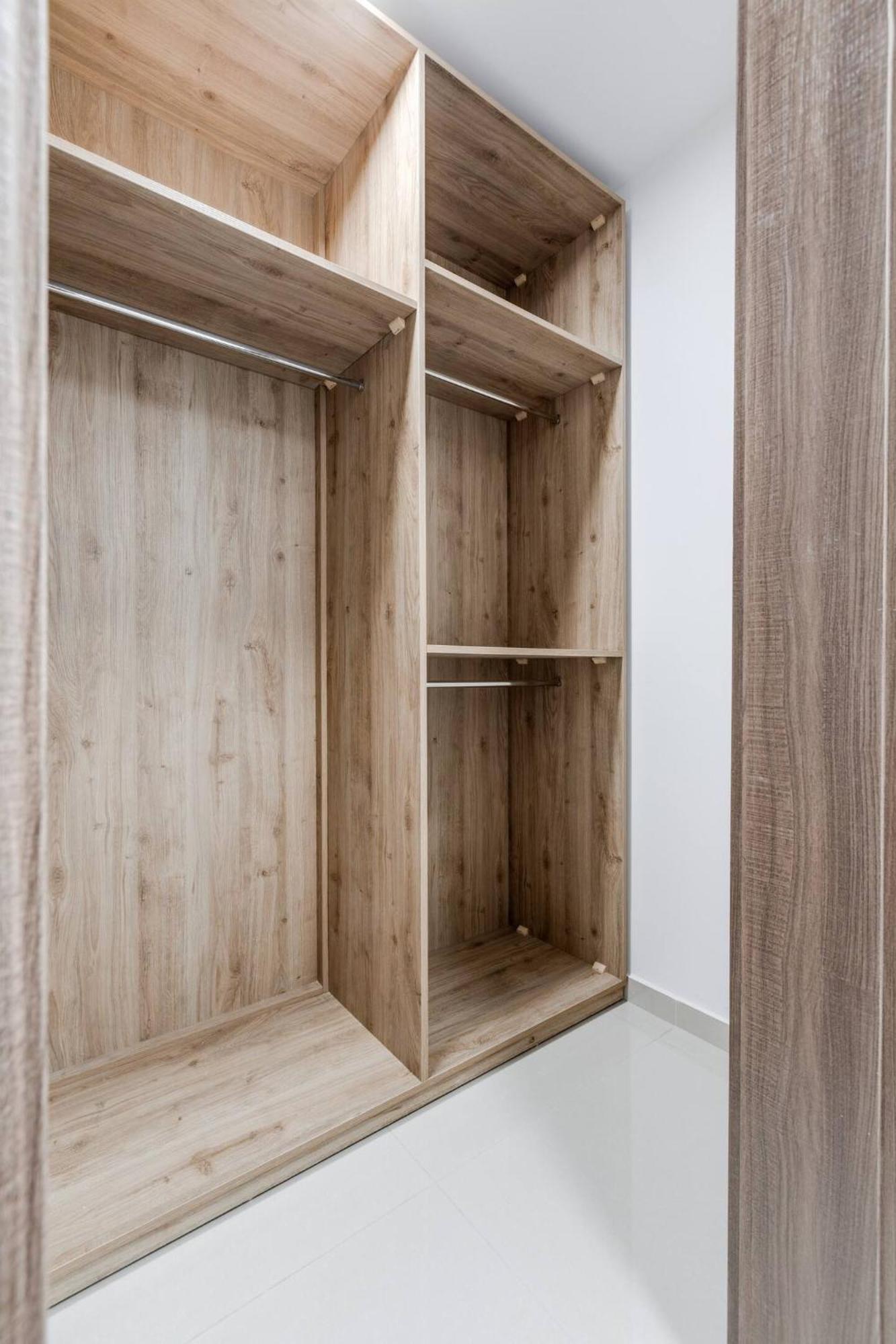 9Ten11 Seafront By Homely Mellieha Bagian luar foto